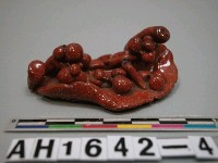 藏品(褐紅釉折枝果葉)的圖片